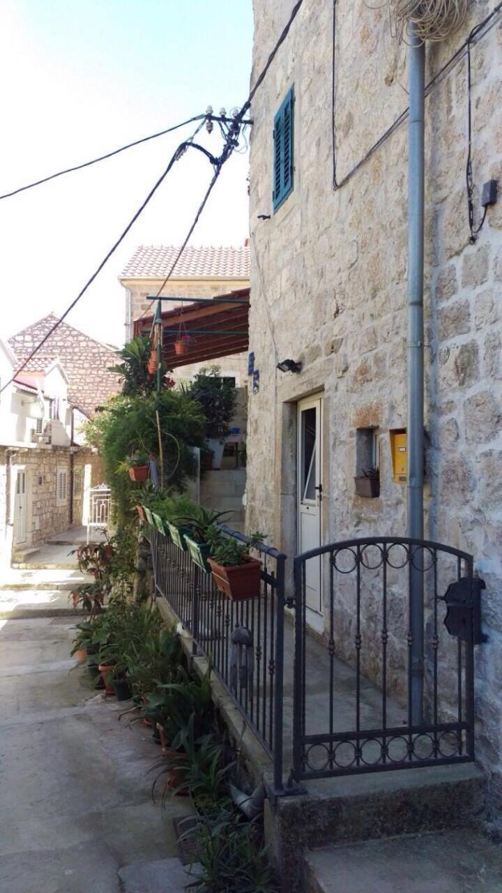 Ana Tudor Apartments Hvar Town Exterior foto